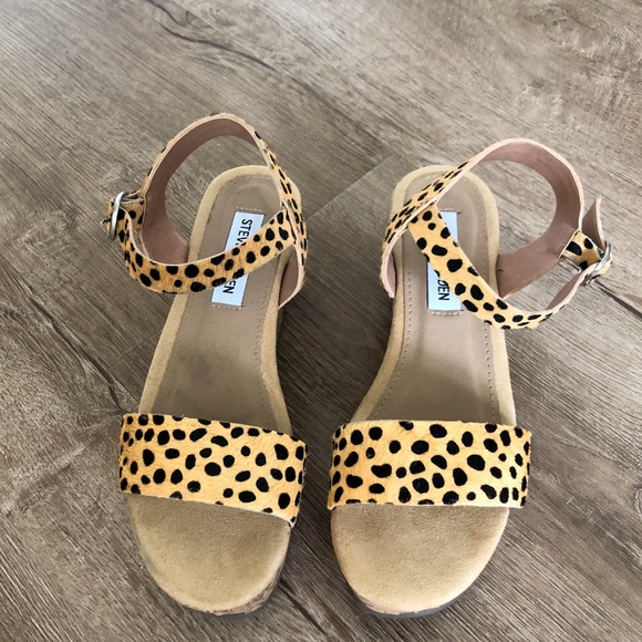 Steve Madden Size 6.5 Platform Sandals - Picture 2 of 8